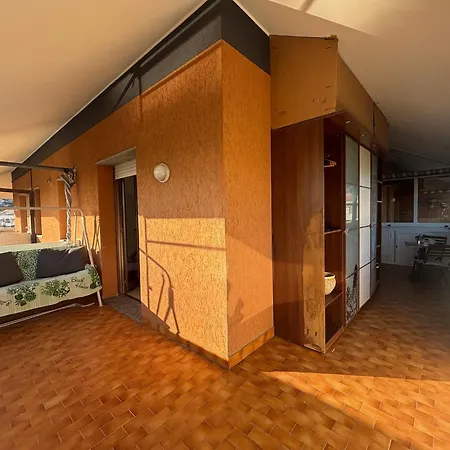 A Due Passi Dal Mare, Terrazza, Pet Friendly Daire *