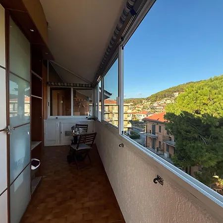 La Casa Di Viviana Terrace, Close To The Marina dʼAndora
